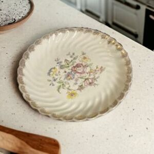 Mission Rose Salad/Dessert Plate 22 Karat Gold Union Made Vintage